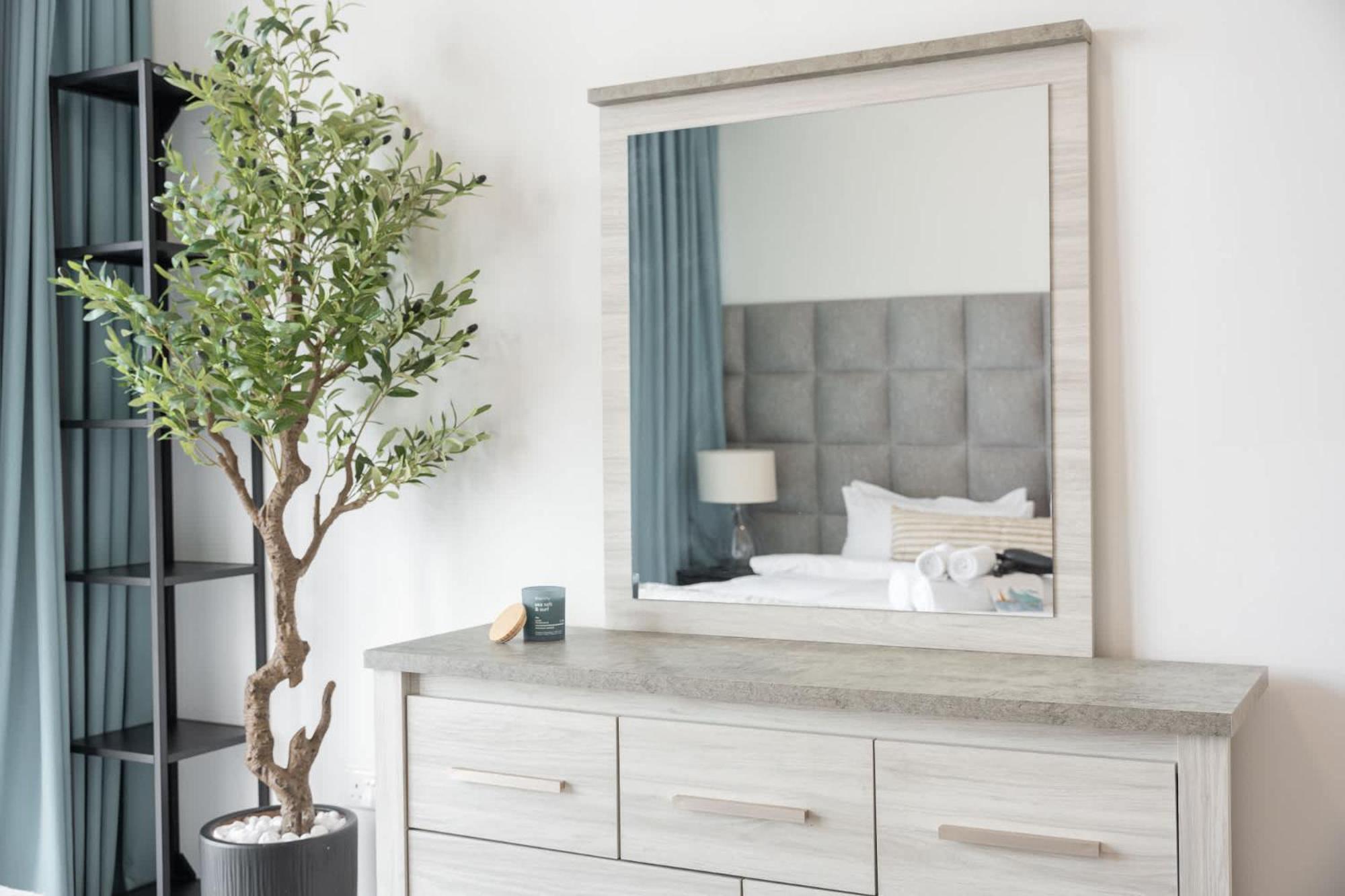 Sophisticated 1 Bedroom In Bloom Tower B * Dubai