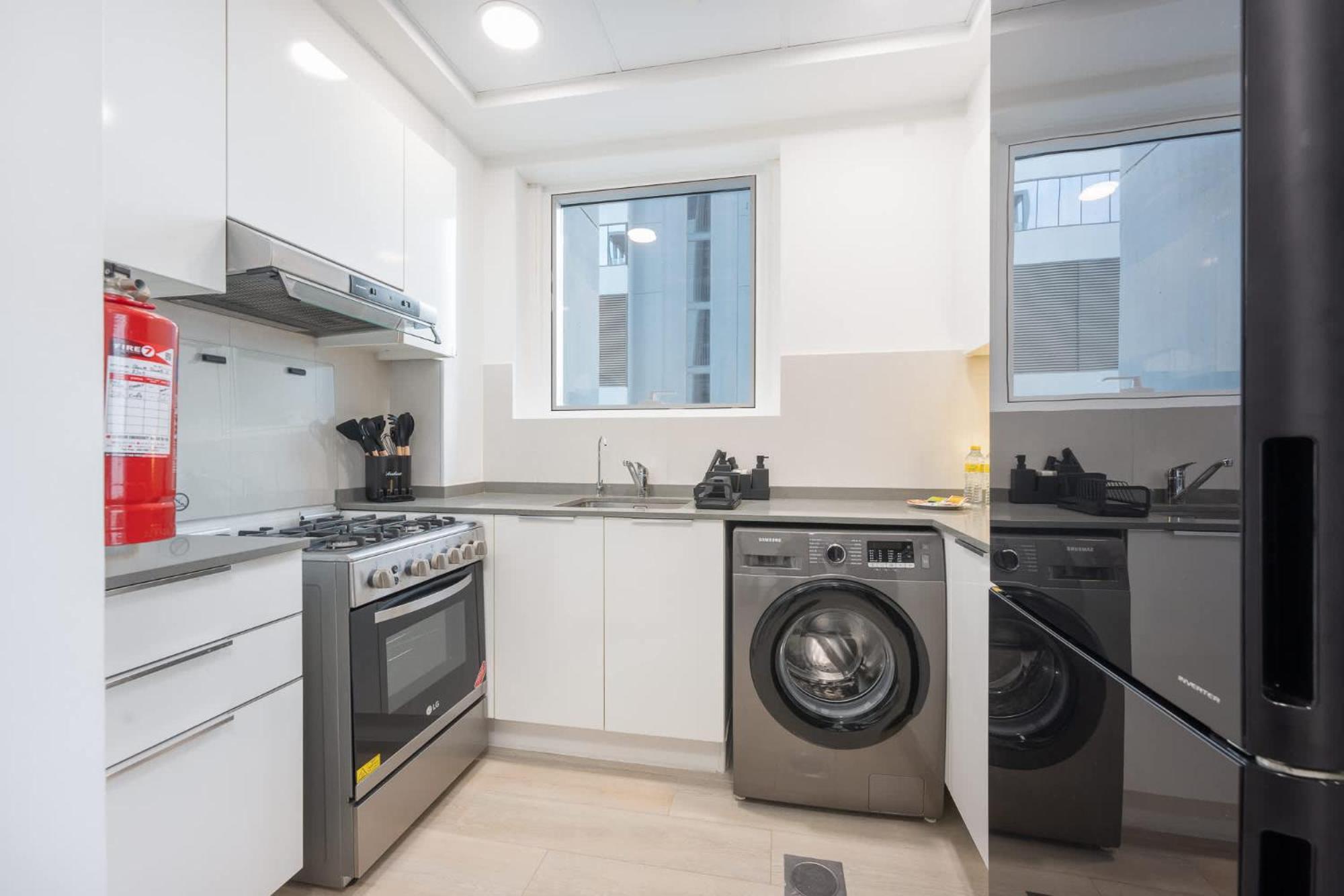 Sophisticated 1 Bedroom In Bloom Tower B Apartment *