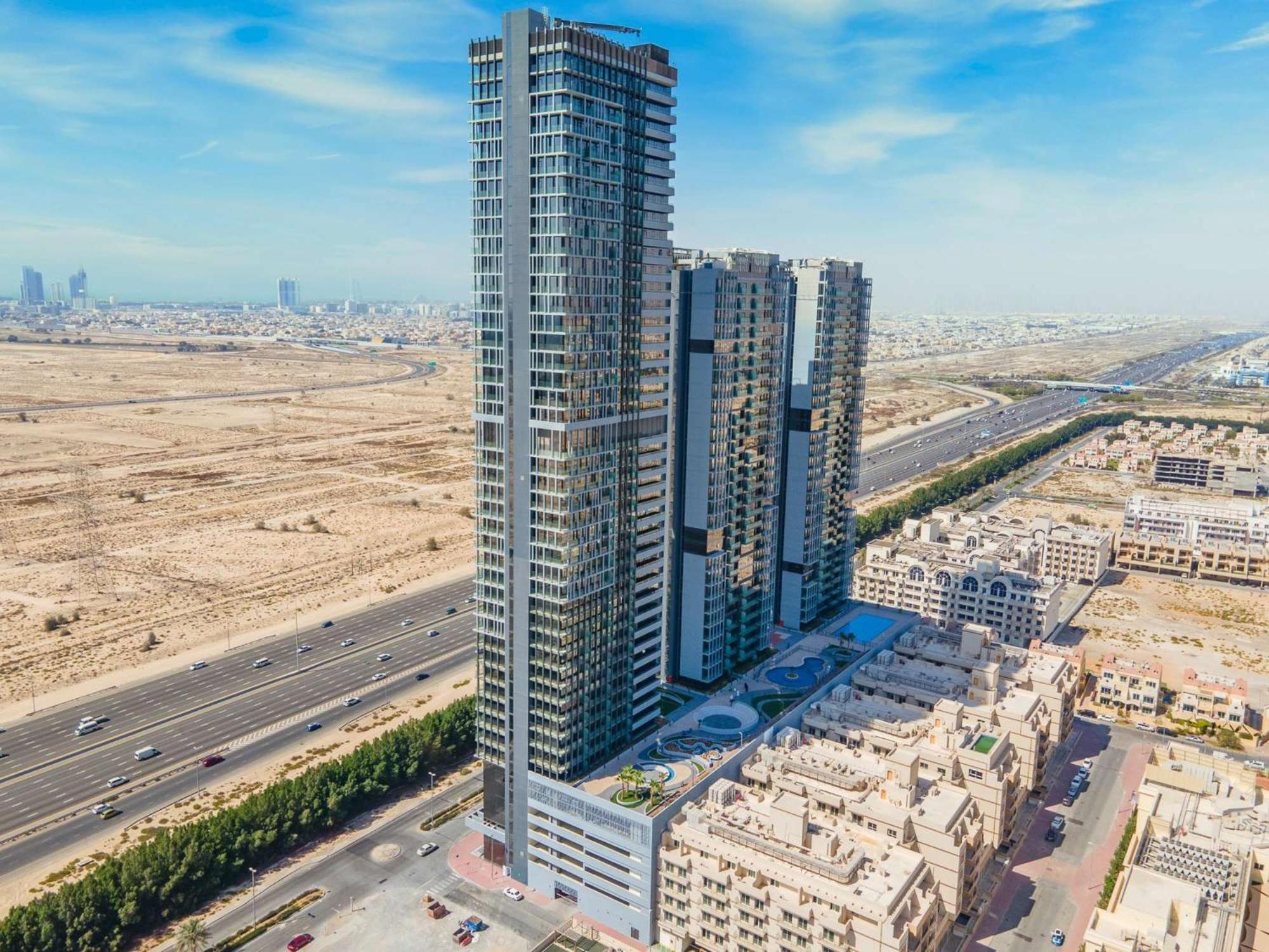 Sophisticated 1 Bedroom In Bloom Tower B Apartment Dubai