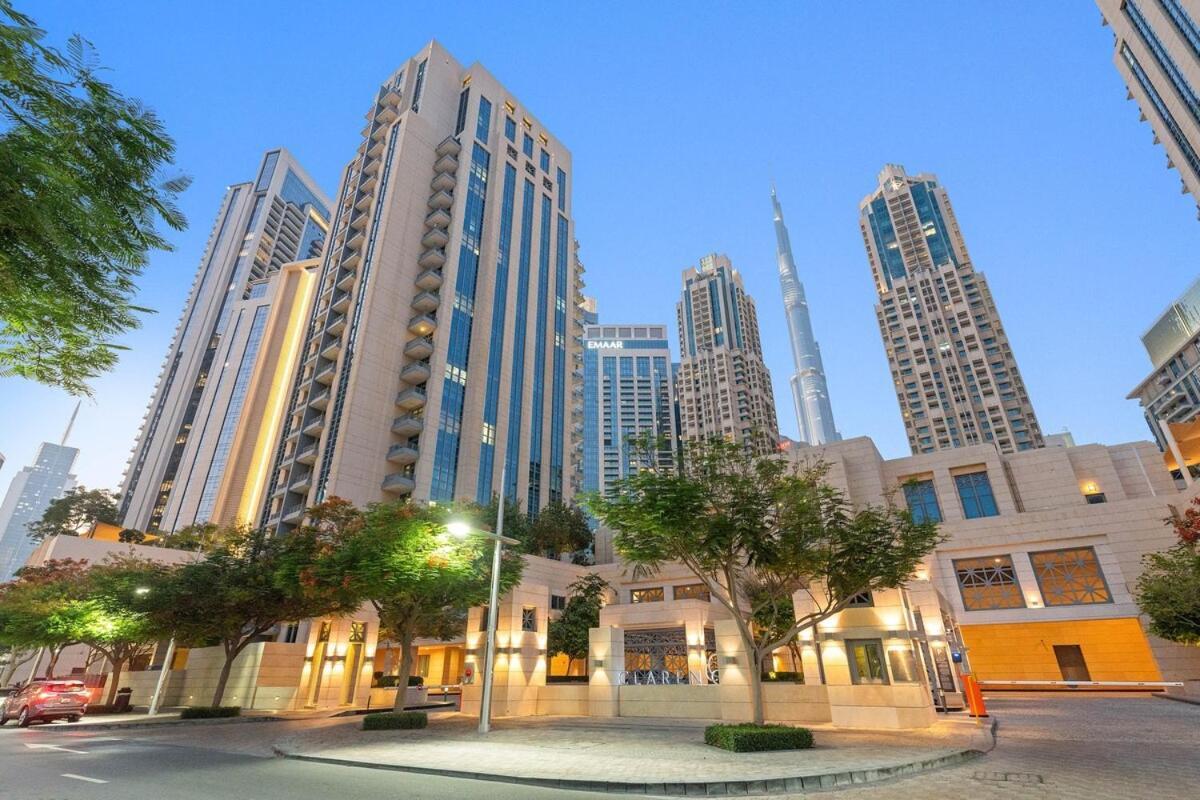 Apartment First Class 2br Downtown Lively Getaway *