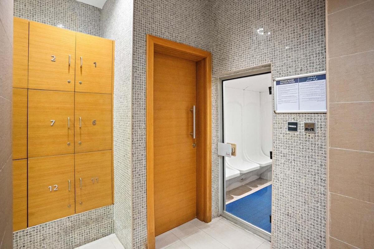 First Class 2br Downtown Lively Getaway Apartment
