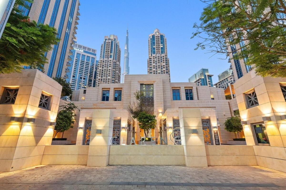 First Class 2br Downtown Lively Getaway Apartment *