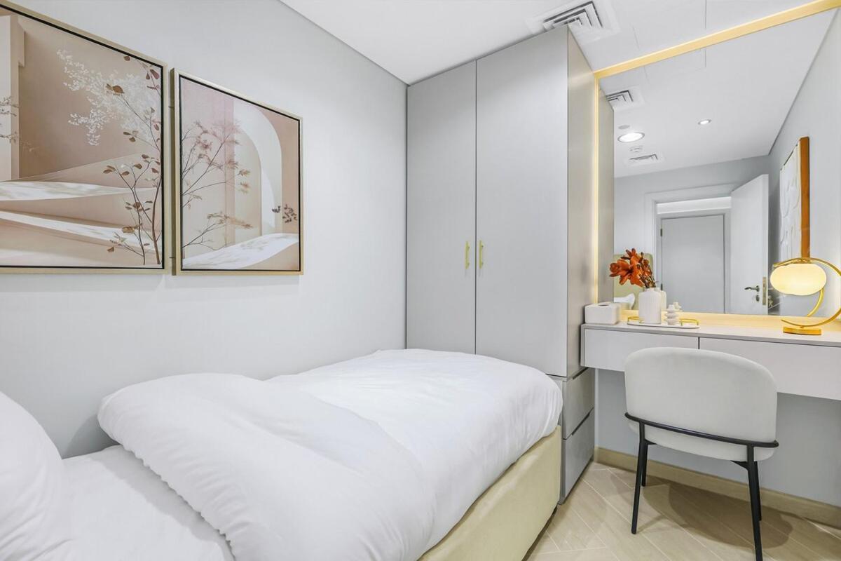 First Class 2br Downtown Lively Getaway Apartment *