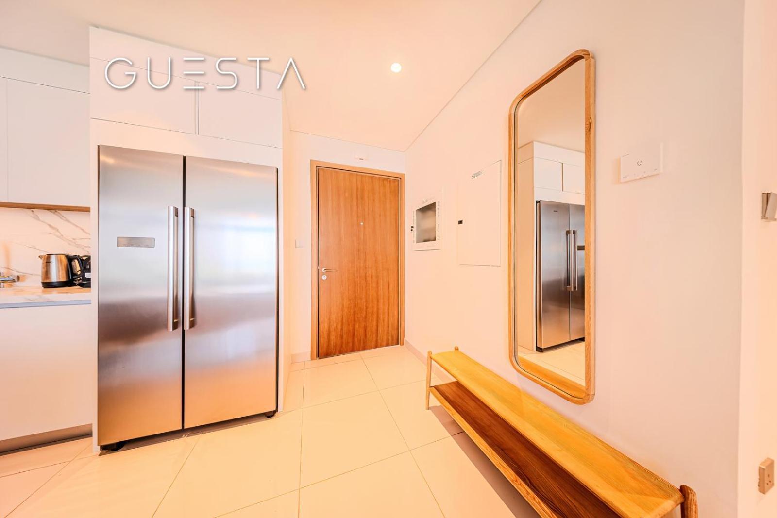 Emaar Beachfront - Vista Tower, Marina