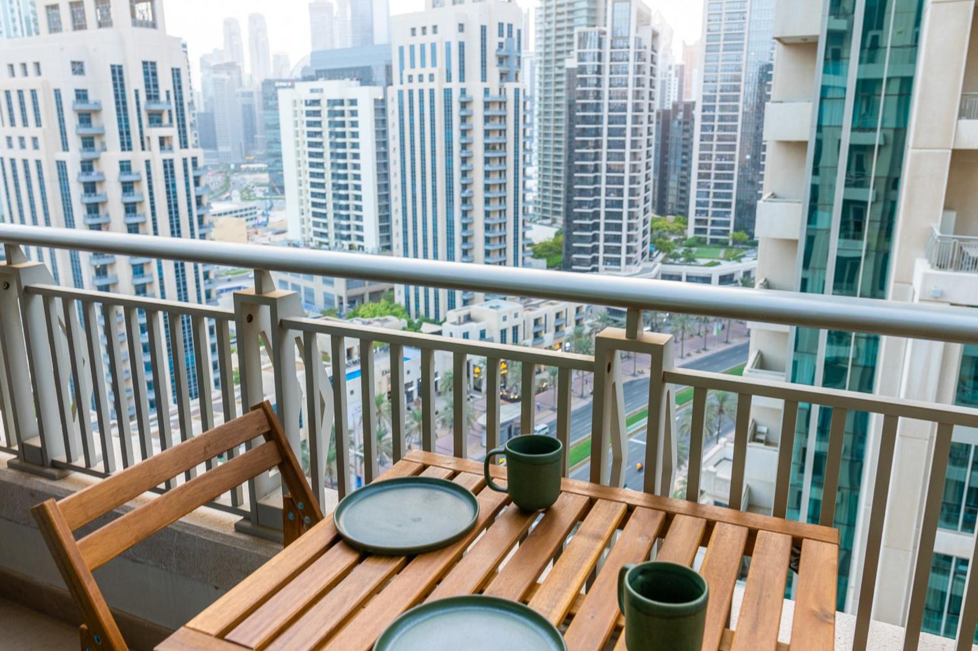 Burj Khalifa Full View Luxury Downtown Gem Holiday home Dubai