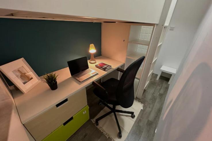 Loft In Al Barsha 1 Near Moe Metro Homestay