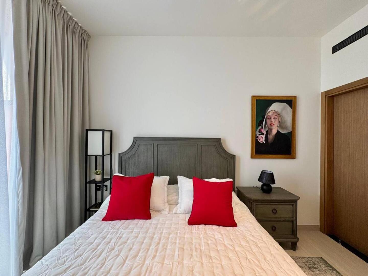 Chic & Modern 1br In Jvc With Full Amenities *