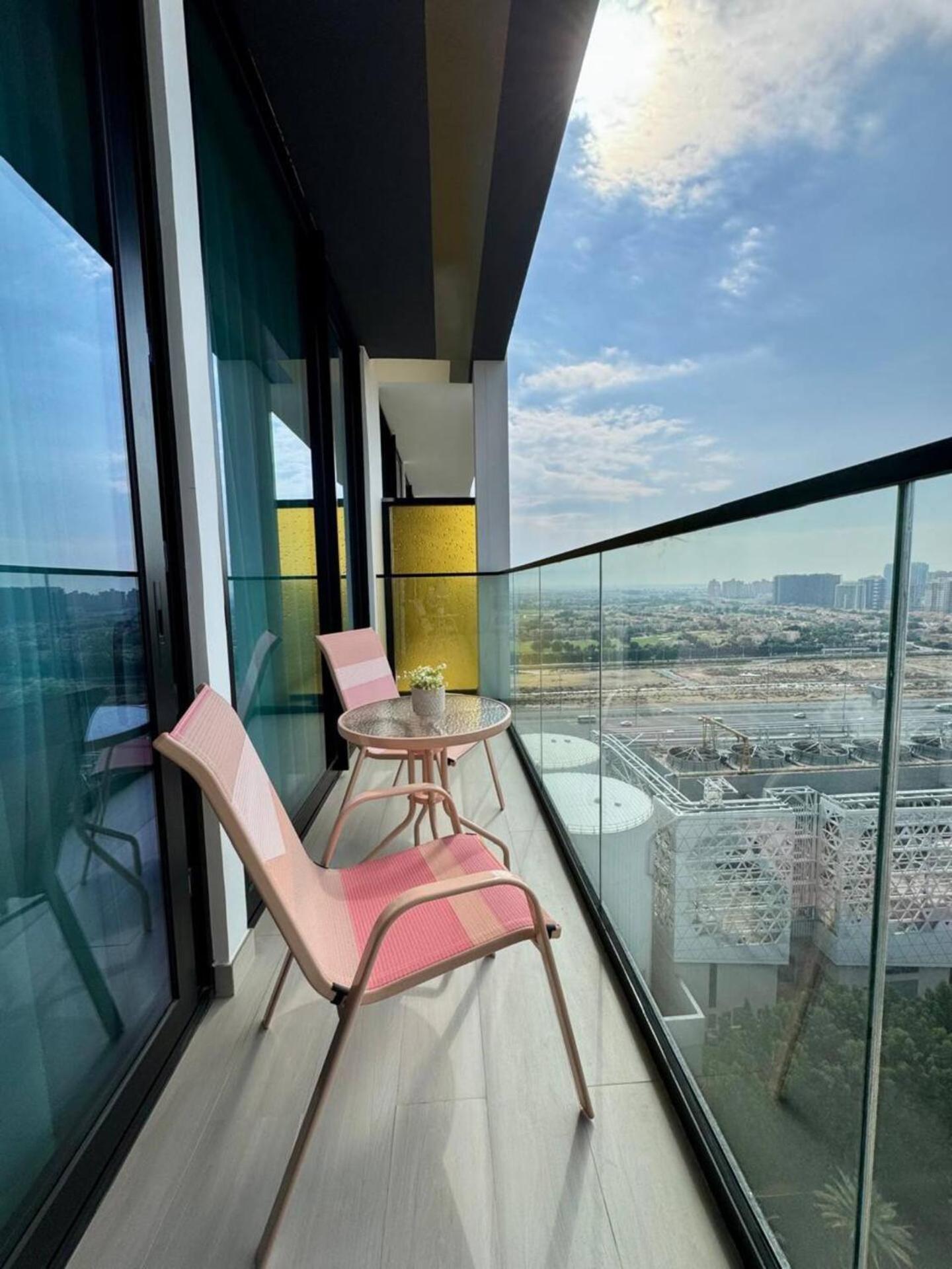 Chic & Modern 1br In Jvc With Full Amenities *