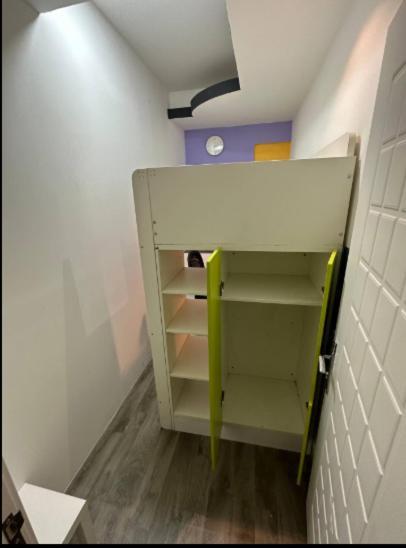 Loft In Al Barsha 1 Near Moe Metro Homestay Dubai