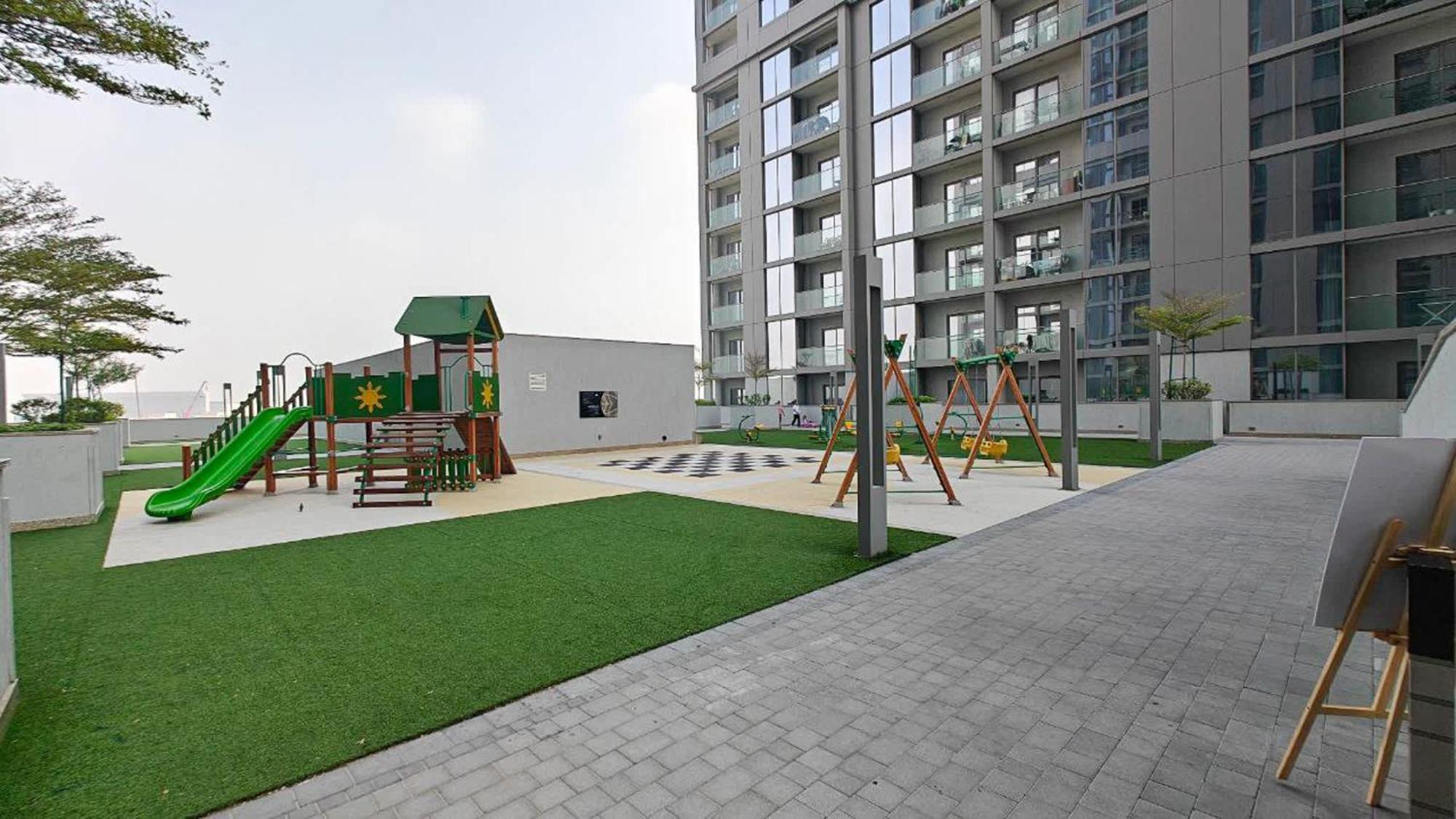 1 Bedroom In Sobha Creek Vistas Perfect For 3 Apartment Dubai