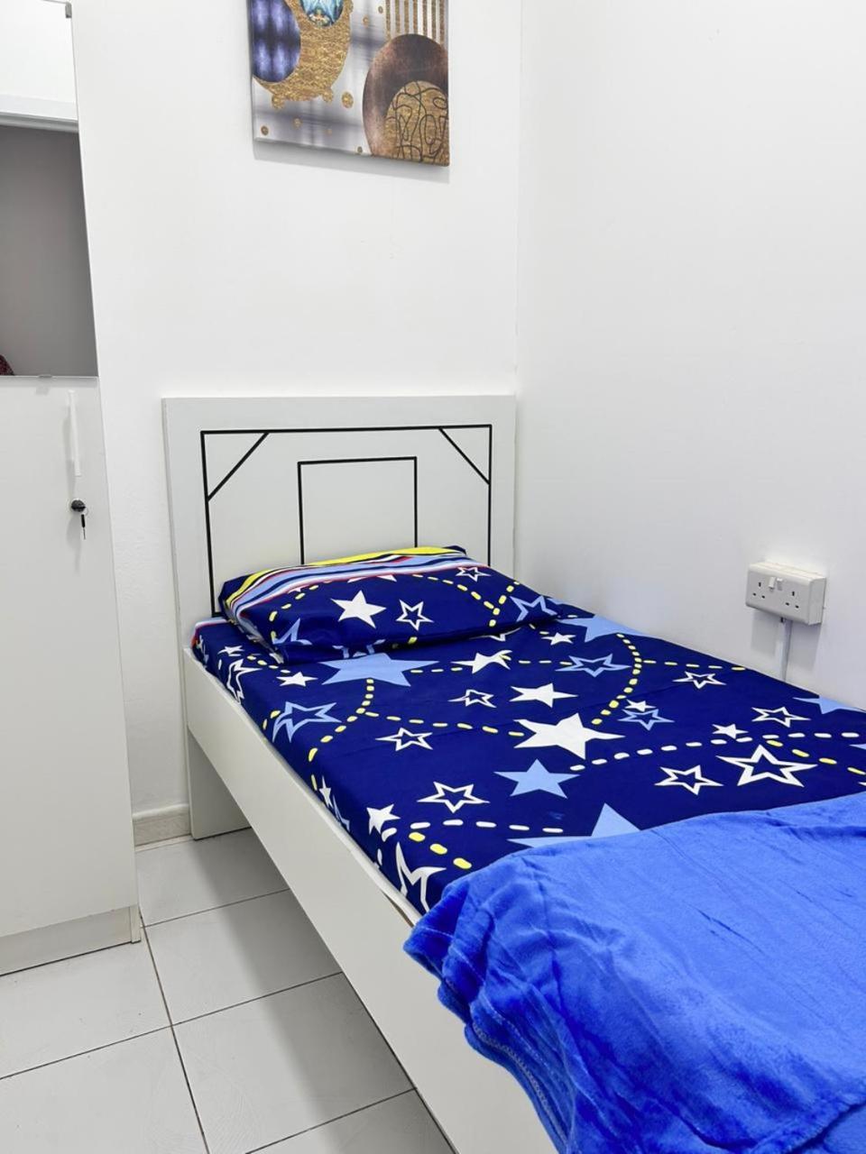 Pansiyon Brand New Unisex Single Partition In Center Of Bur Dubai