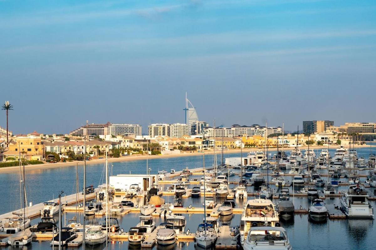 Apartment Deluxe Serene Views In Palm Jumeirah