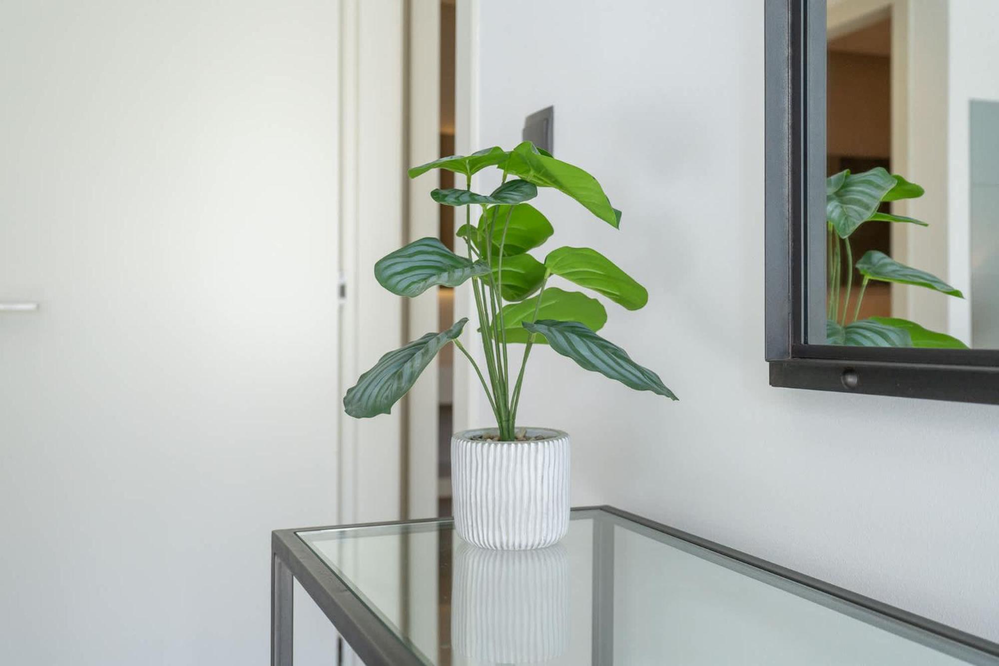 Daire Cozy 1-bedroom At West Avenue Tower Near Marina Dubai