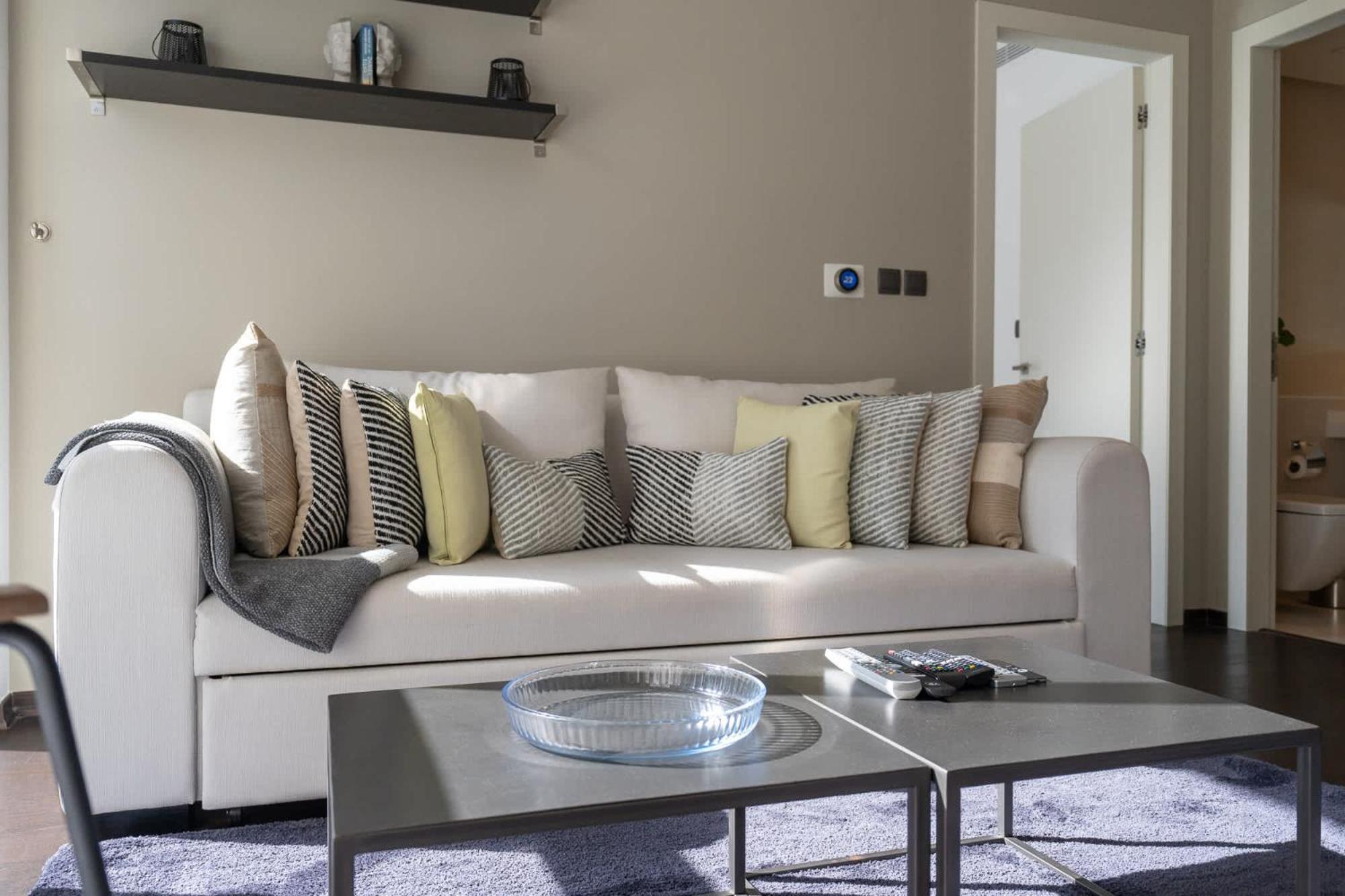 Cozy 1-bedroom At West Avenue Tower Near Marina Daire