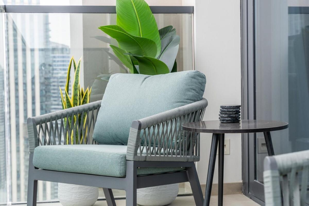 Apartment Luxurious 3-bedroom In Downtown Near Burj Khalifa In Mall