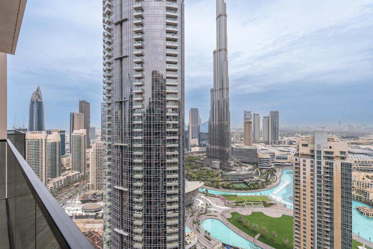Apartment Luxurious 3-bedroom In Downtown Near Burj Khalifa In Mall *