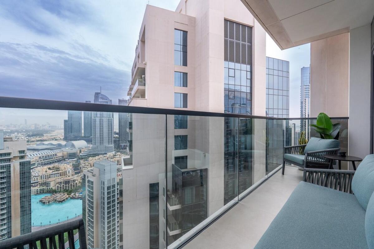 Luxurious 3-bedroom In Downtown Near Burj Khalifa In Mall Apartment Dubai