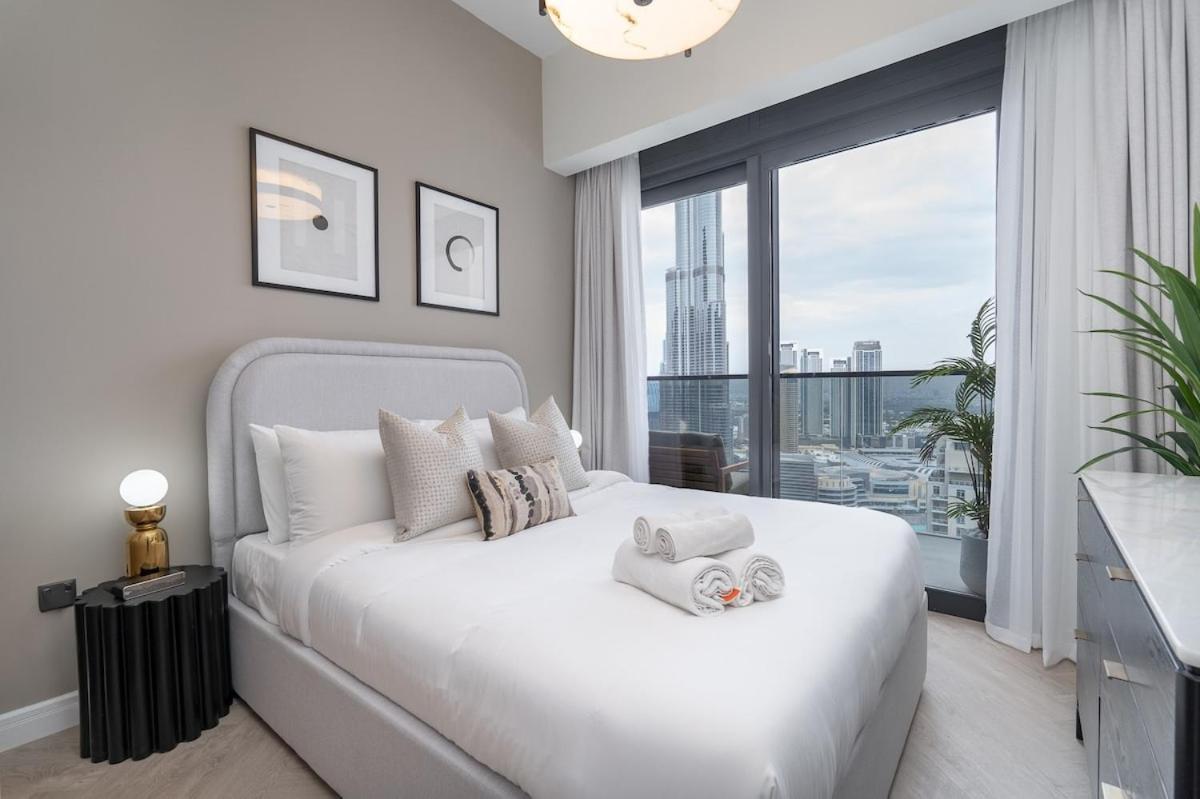 Luxurious 3-bedroom In Downtown Near Burj Khalifa In Mall Dubai