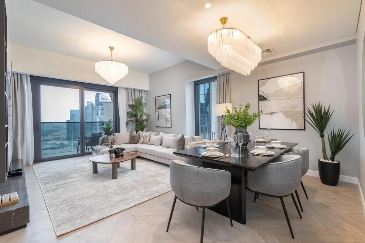 Luxurious 3-bedroom In Downtown Near Burj Khalifa In Mall Apartment Dubai