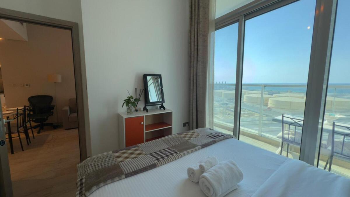 Apartment Chic Marina Vibes 1br Pad With Epic Views