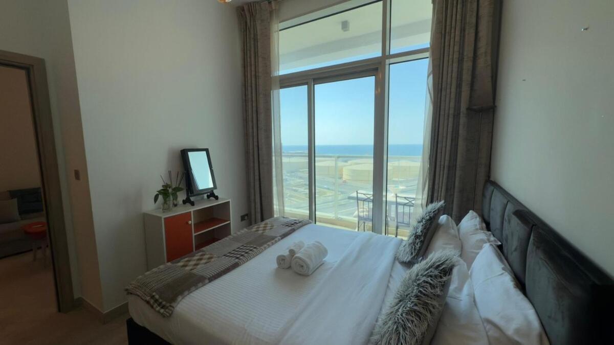 Chic Marina Vibes 1br Pad With Epic Views Apartment