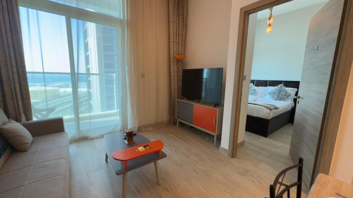 Chic Marina Vibes 1br Pad With Epic Views * Dubai