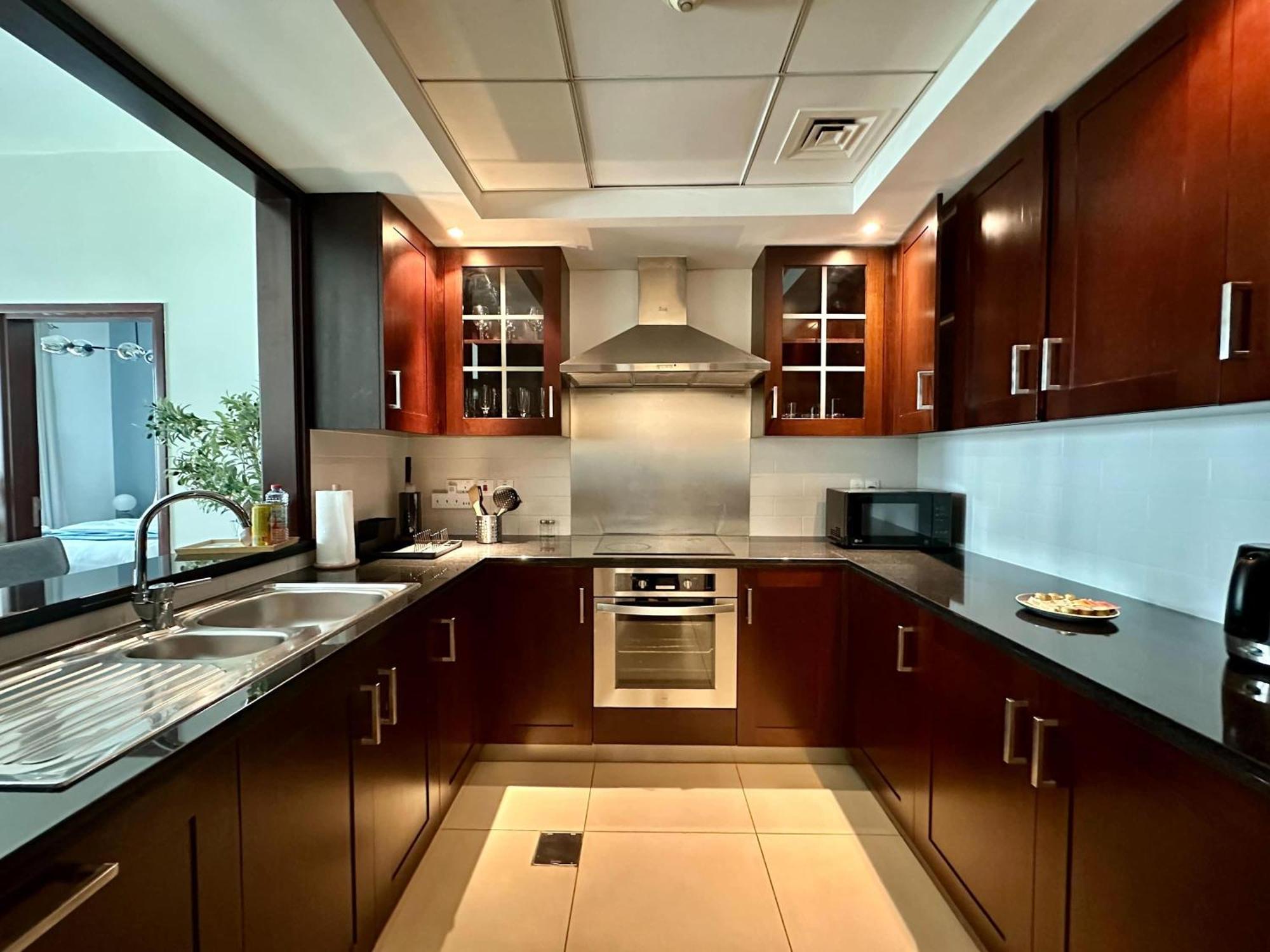 Silkhaus 1br Downtown Heart In Emaar Tower Apartment *