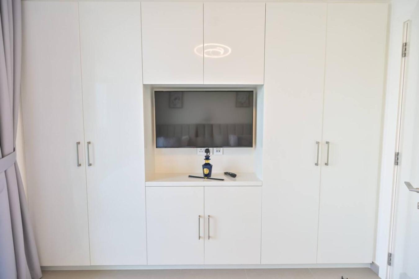 Elegant 2br In Downtown Views - 1 Min To Mall Zabeel Apartamento *
