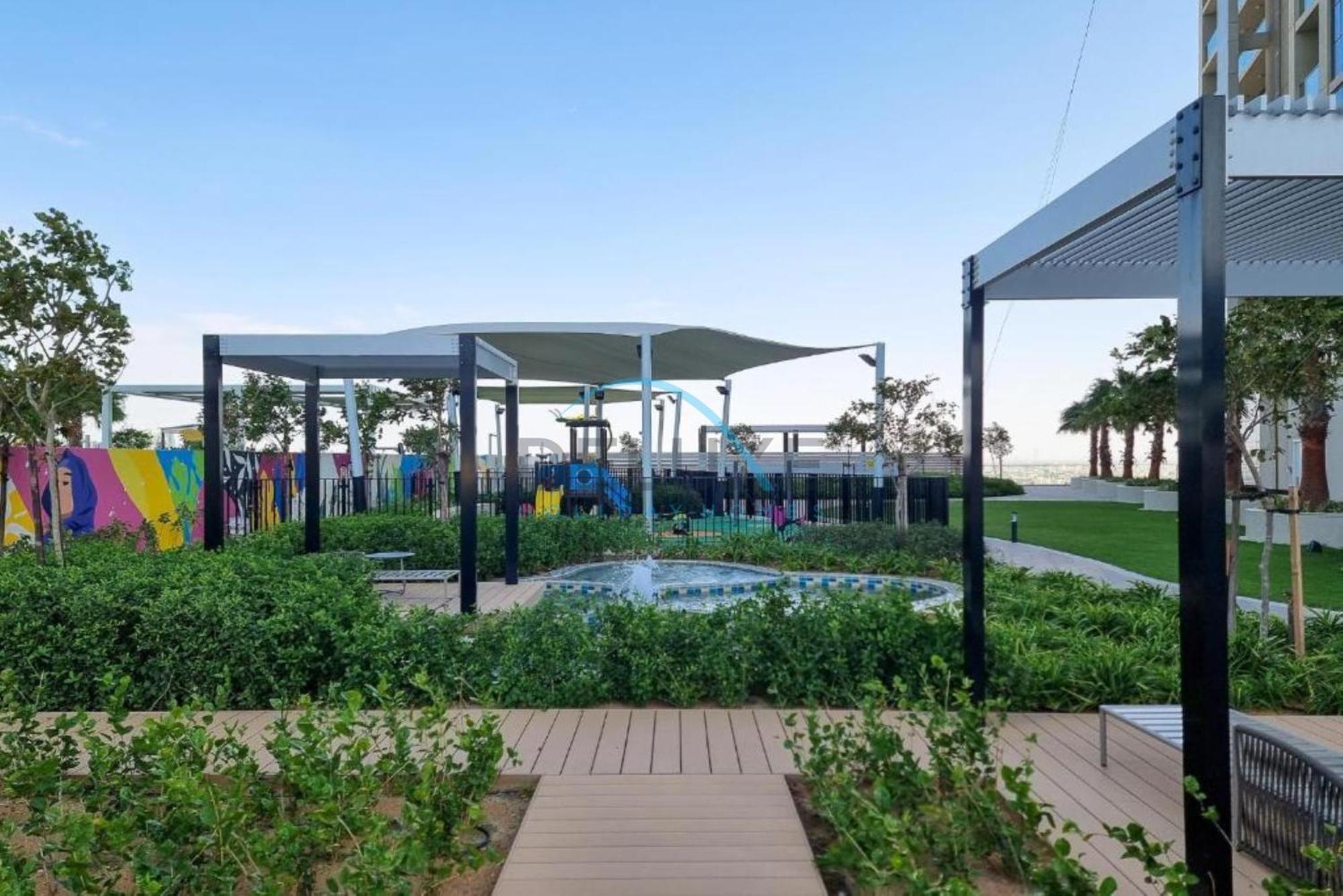Unbeatable Rate Modern 2br With Partial Canal Views By Deluxe Homes Dubai
