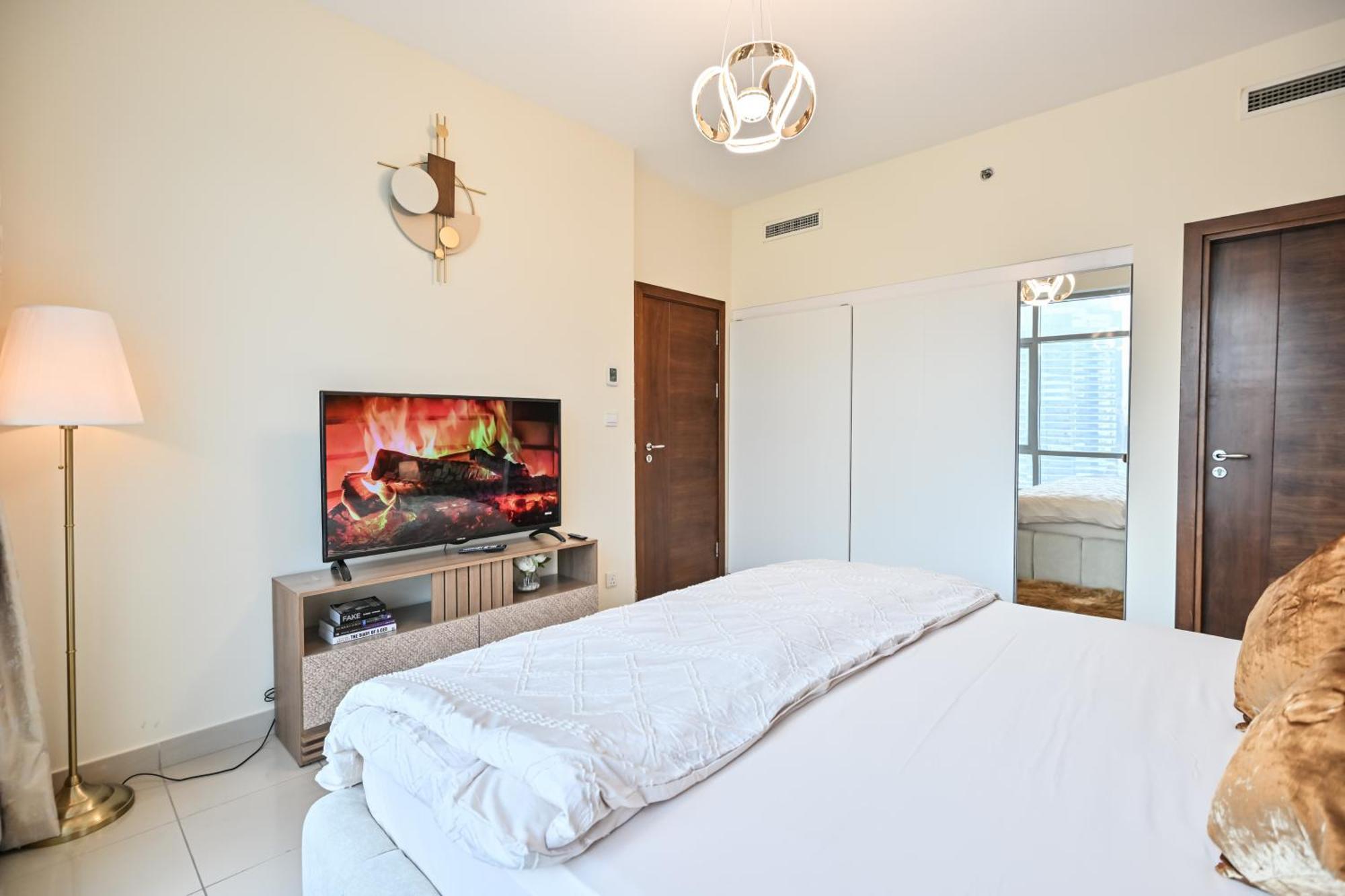 Luxury 1bhk With Marina Views Near Jbr Apartment *