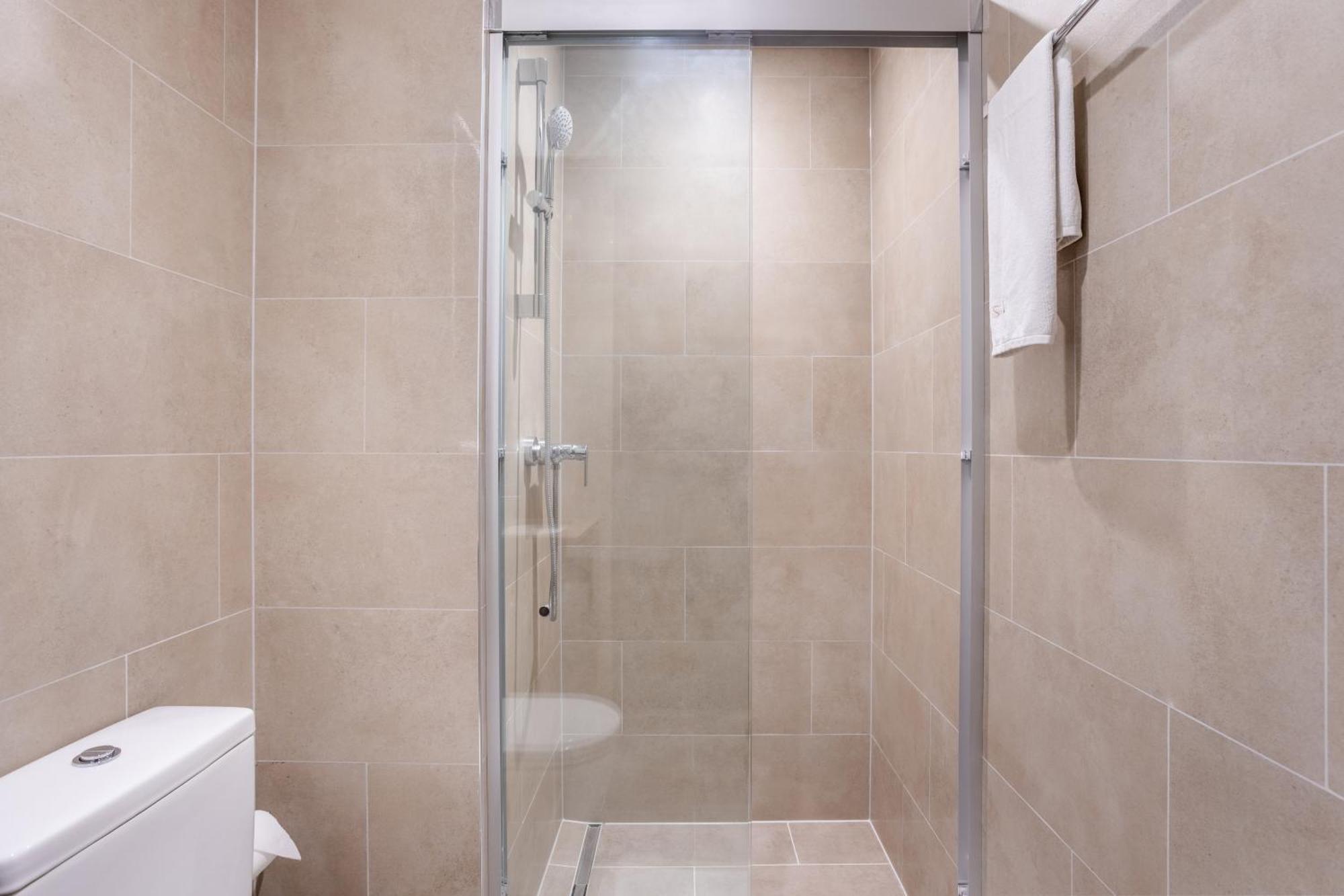 By Latinem Luxury 1br Cv A2806 Near Burj Khalifa Dubai