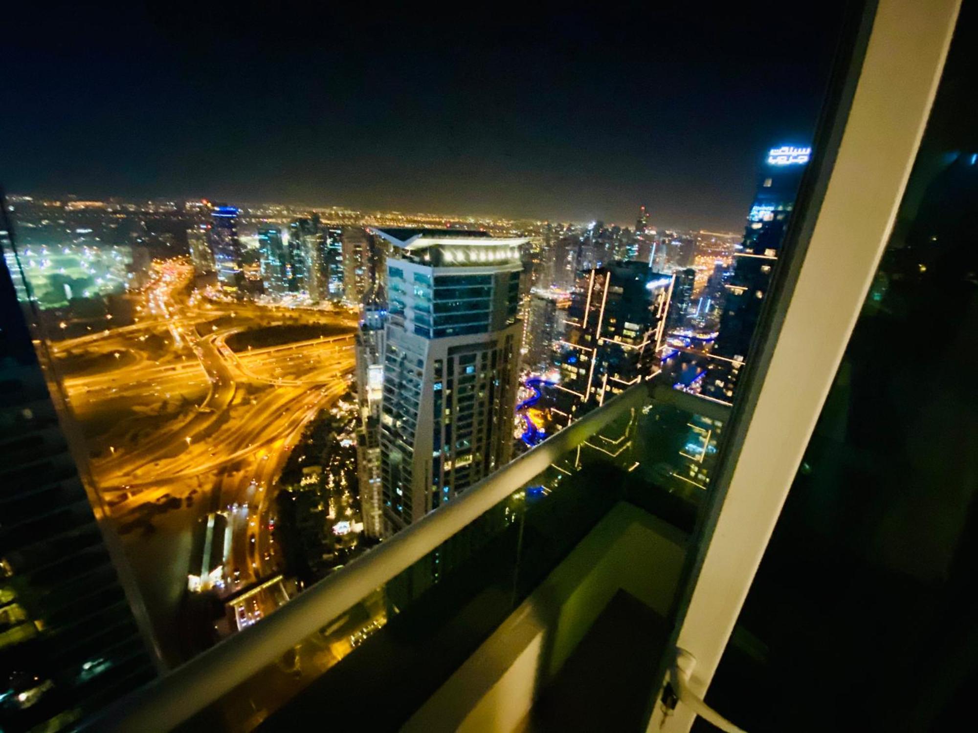 Amazing Couples Private Close To Mall Of Emirates Homestay