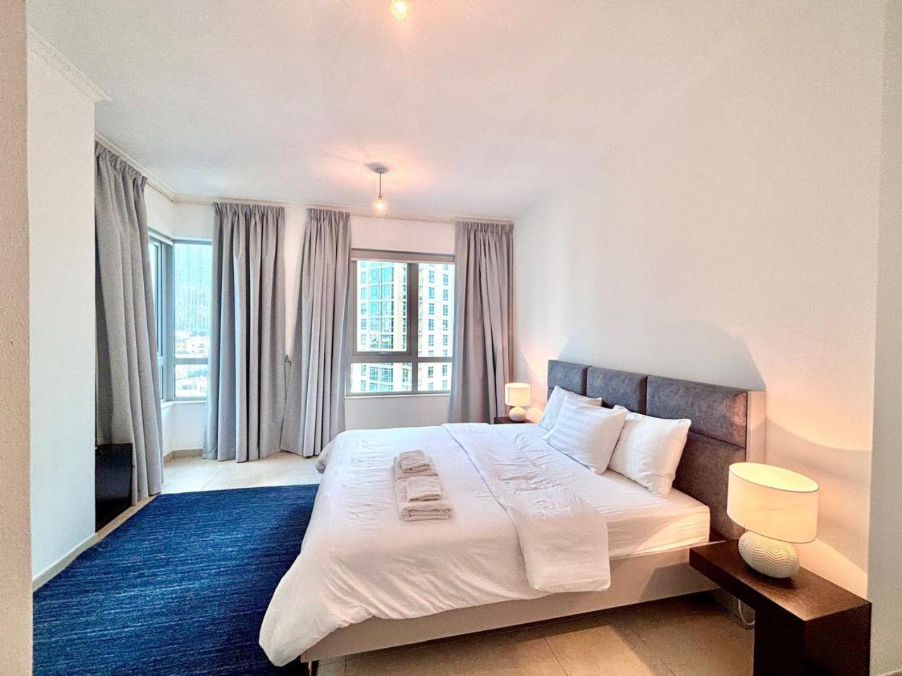 Tiffany Downtown Apartment Dubai