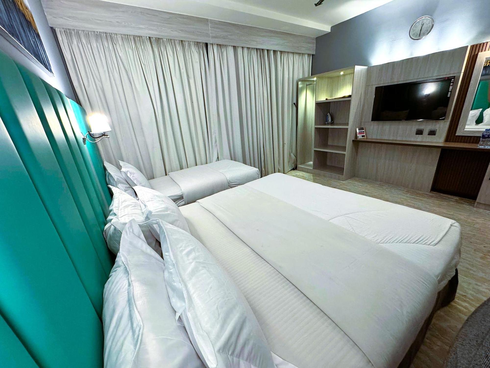 Hotel Hafez - Al Ras Metro Station Dubai