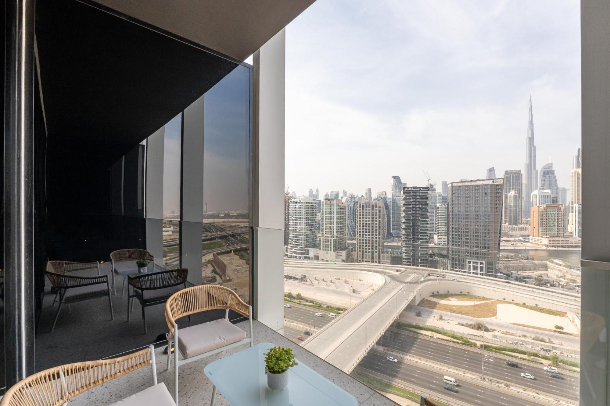 Upside Living, Burj Khalifa View, Business Bay - Mint Apartment *