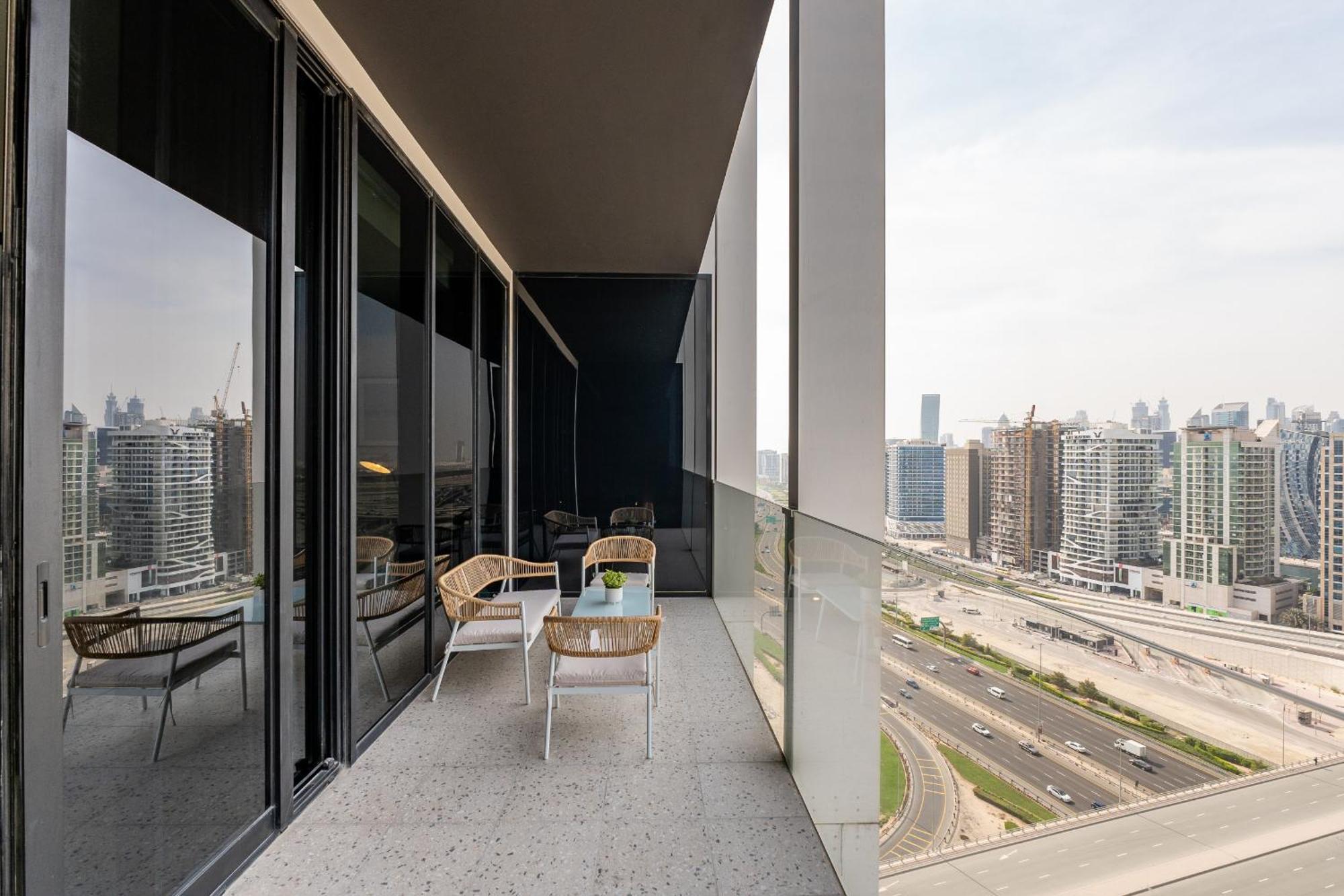 Upside Living, Burj Khalifa View, Business Bay - Mint