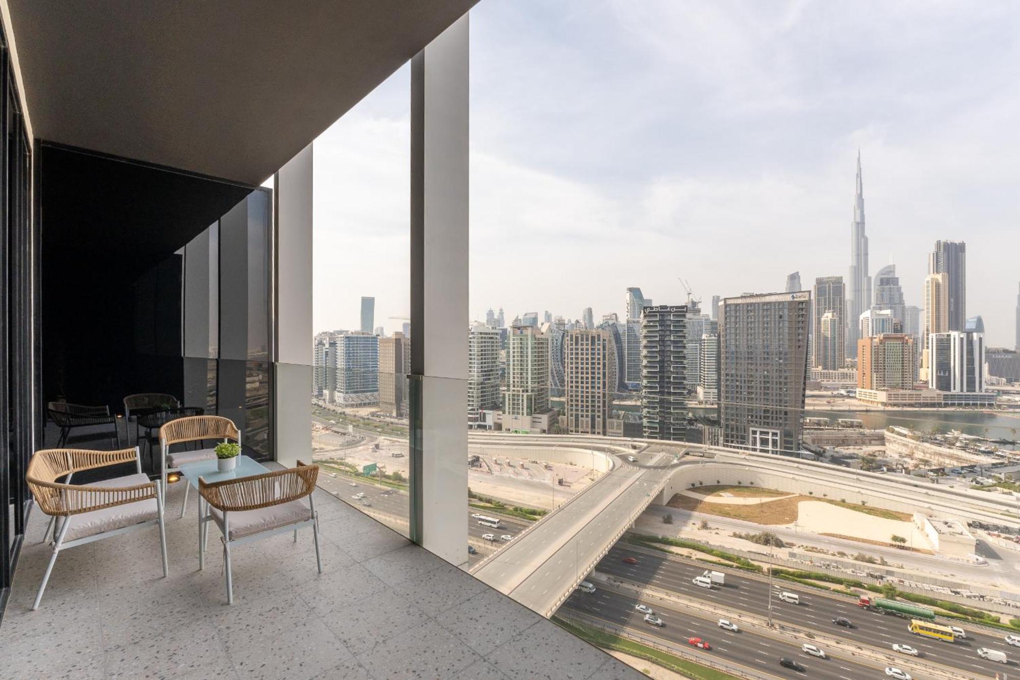 Apartment Upside Living, Burj Khalifa View, Business Bay - Mint *