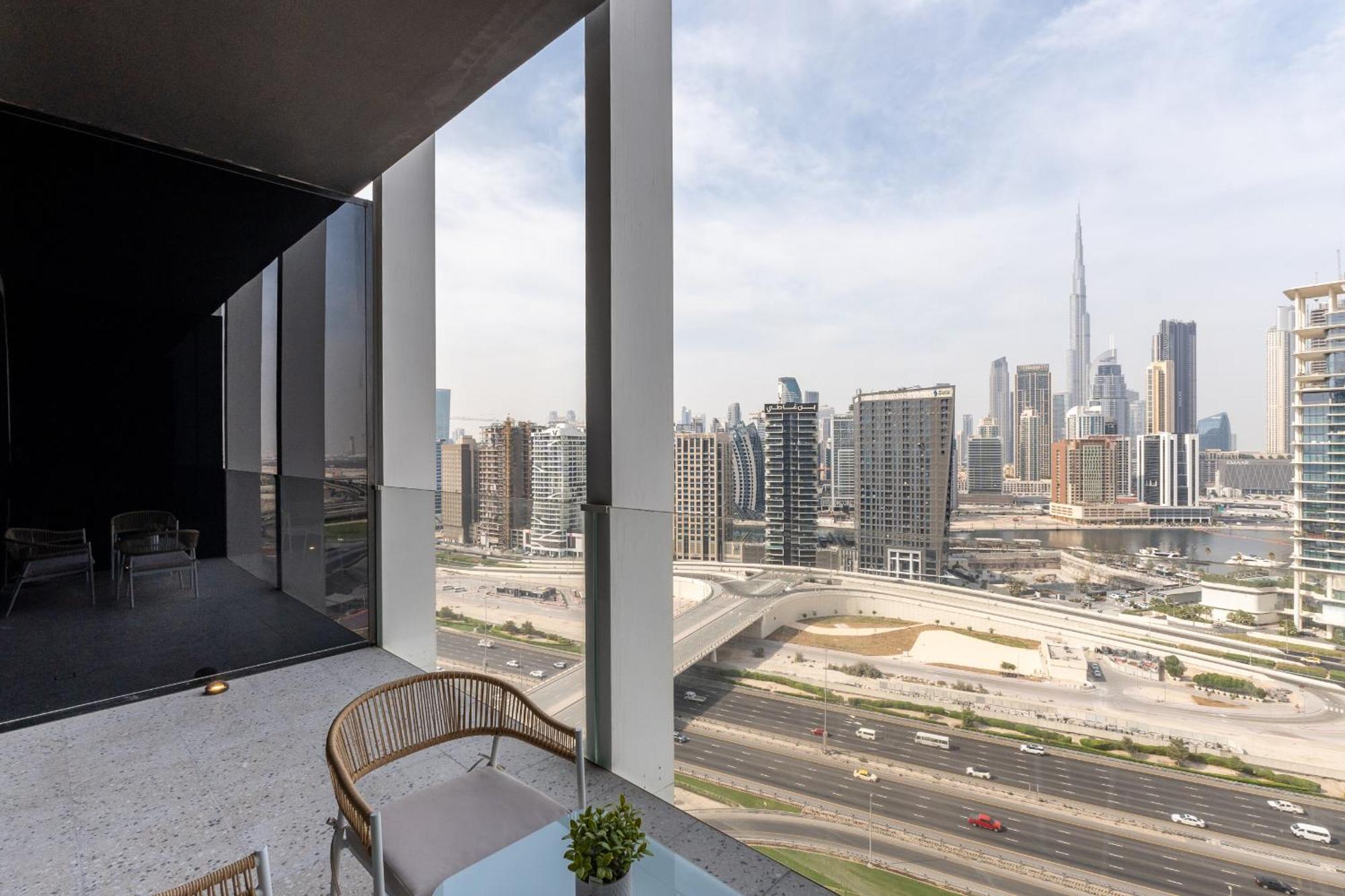 Apartment Upside Living, Burj Khalifa View, Business Bay - Mint Dubai