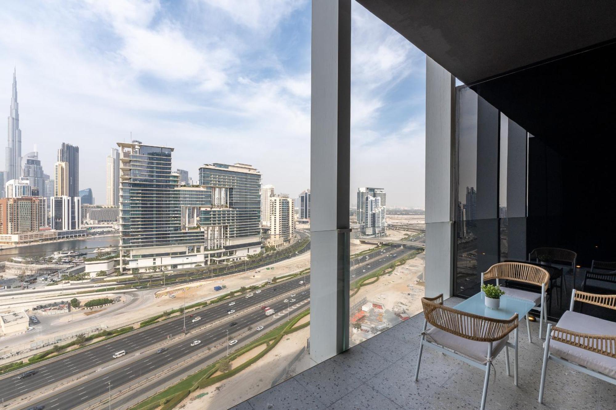 Upside Living, Burj Khalifa View, Business Bay - Mint Apartment *