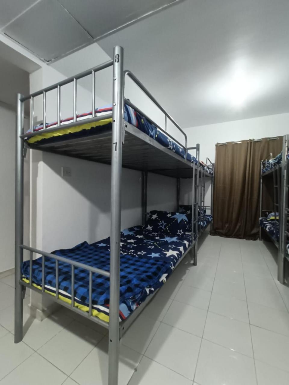 Brand New Unisex Single Partition In Center Of Bur Pansiyon