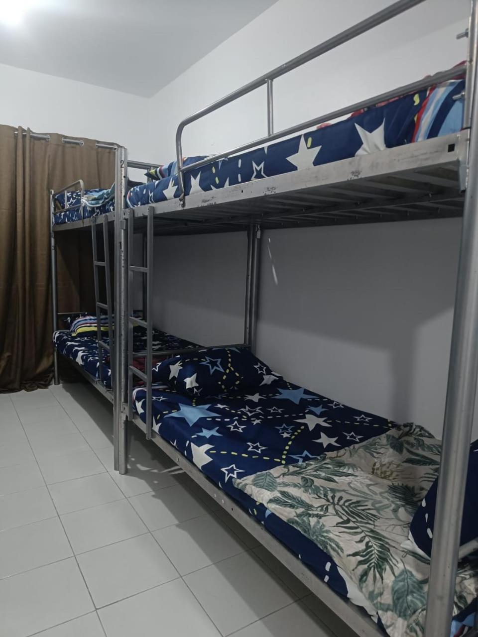 Brand New Unisex Single Partition In Center Of Bur Pansiyon