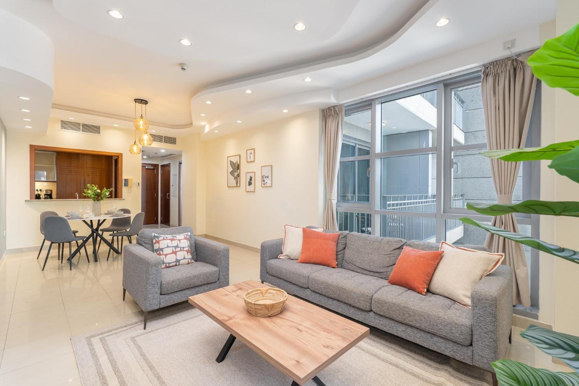 Apartment Sophisticated And Elegant 2br In Downntown
