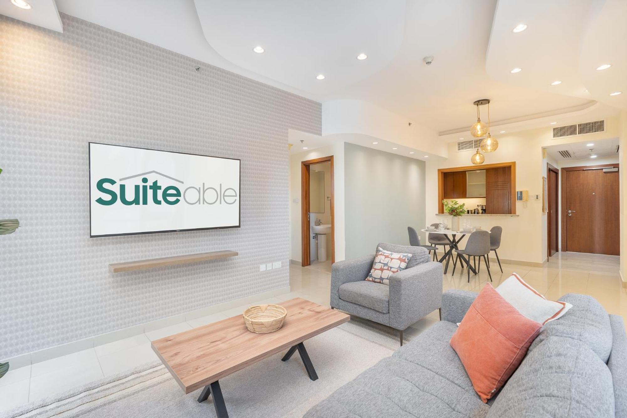 Sophisticated And Elegant 2br In Downntown * Dubai