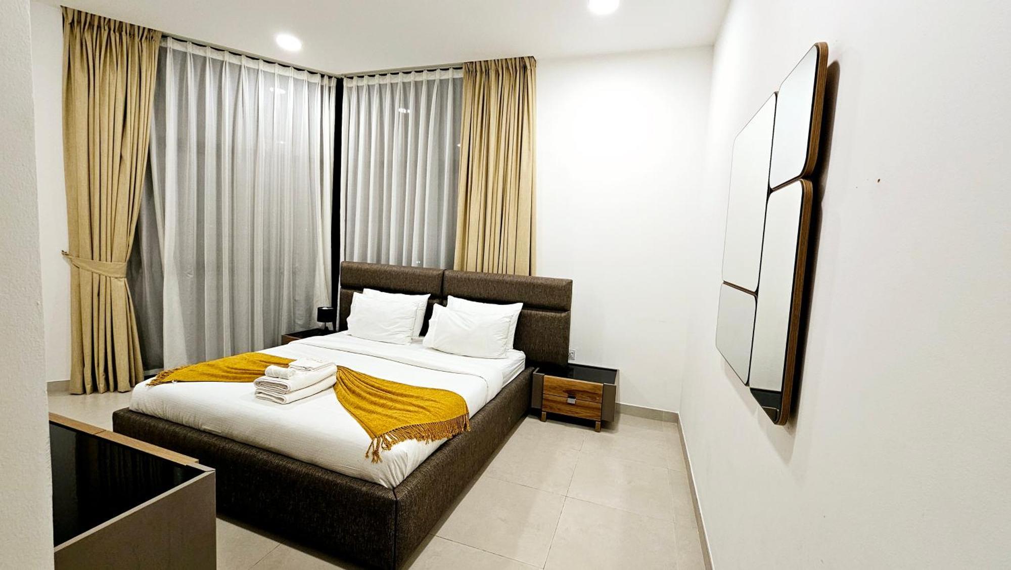 Elegant 2-bedroom With Private Balconies & En-suite Luxury In Meydan Avenue Apartment