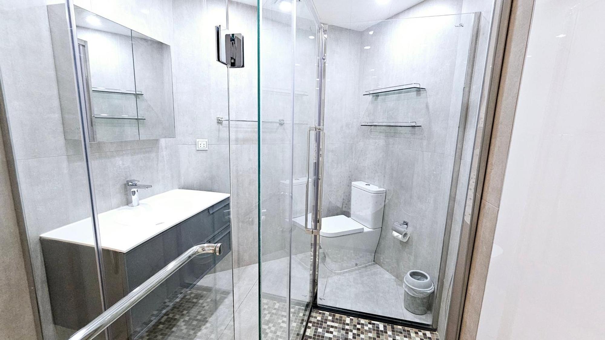 Elegant 2-bedroom With Private Balconies & En-suite Luxury In Meydan Avenue Dubai