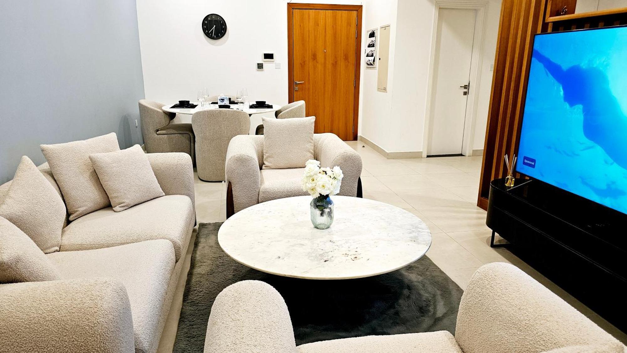 Elegant 2-bedroom With Private Balconies & En-suite Luxury In Meydan Avenue Apartment Dubai