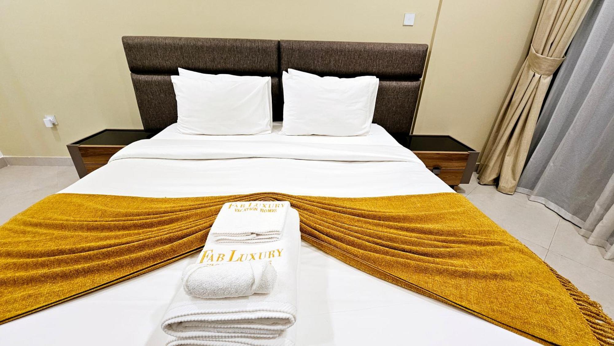 Apartment Elegant 2-bedroom With Private Balconies & En-suite Luxury In Meydan Avenue Dubai