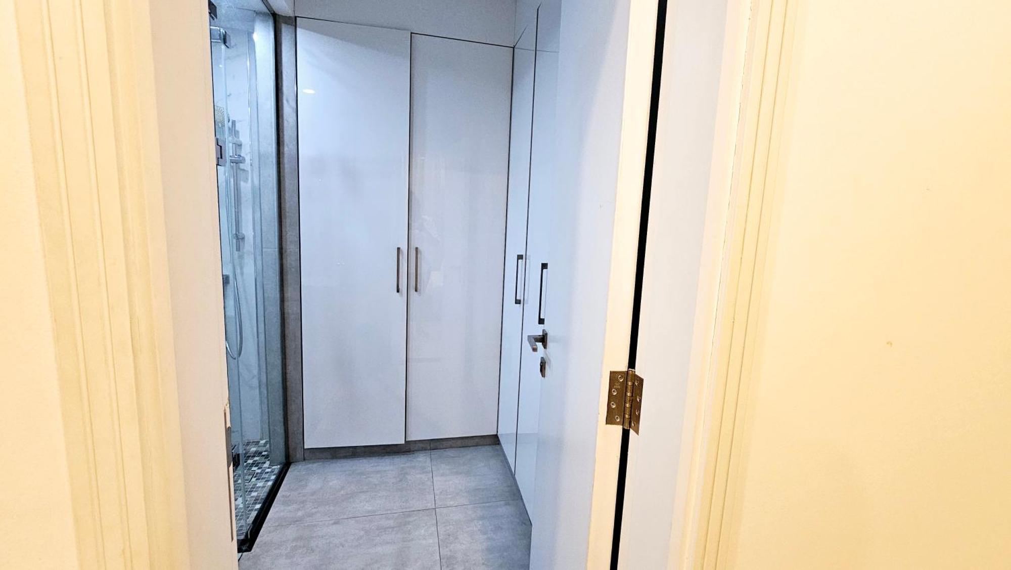 Elegant 2-bedroom With Private Balconies & En-suite Luxury In Meydan Avenue