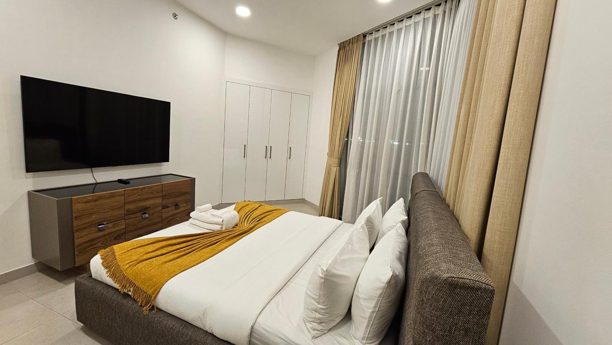 Elegant 2-bedroom With Private Balconies & En-suite Luxury In Meydan Avenue Dubai