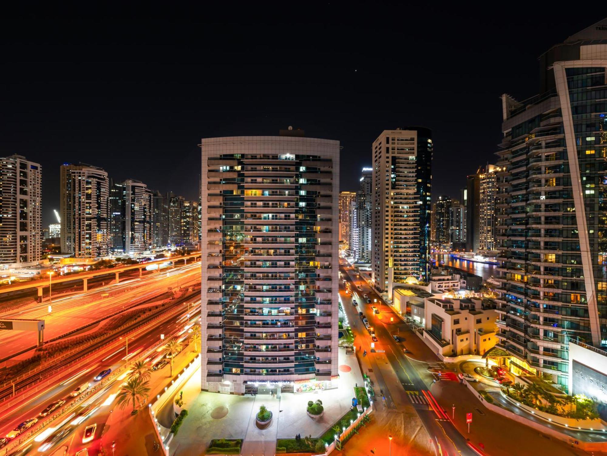Luxury 2br With Full Marina Views